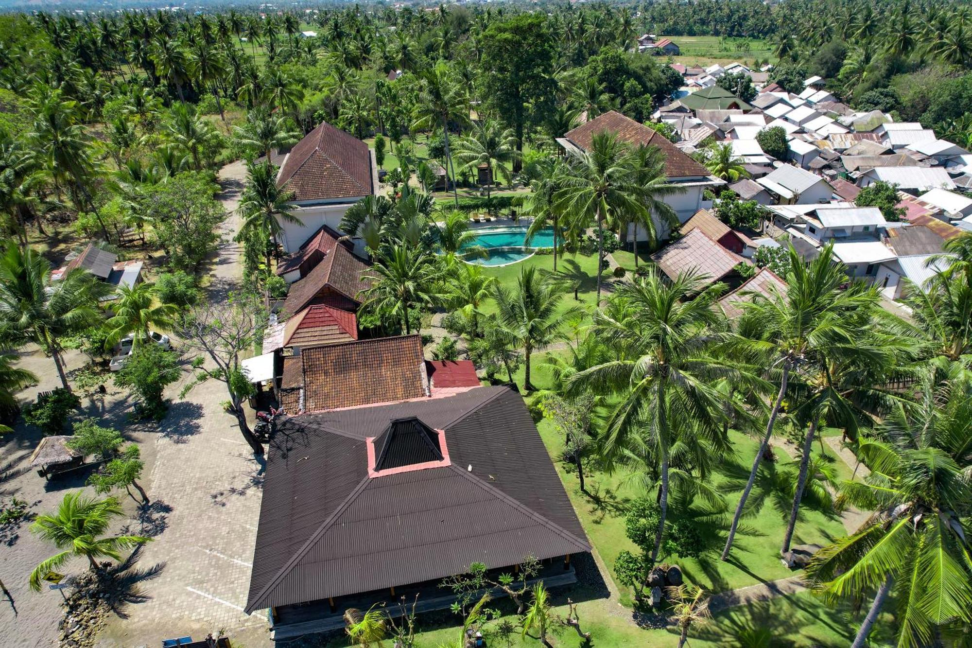 Mina Tanjung Hotel Exterior foto