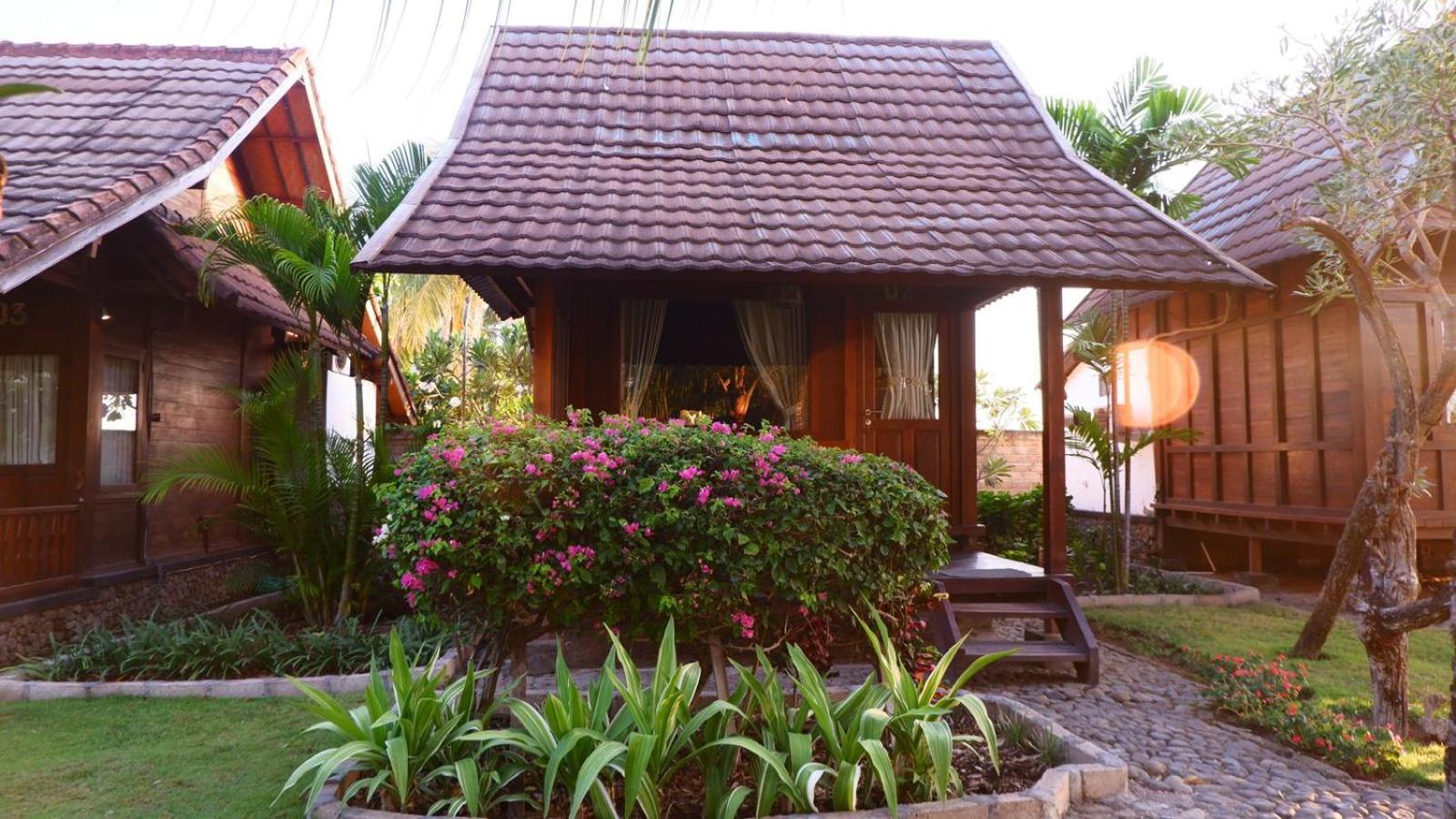 Mina Tanjung Hotel Exterior foto
