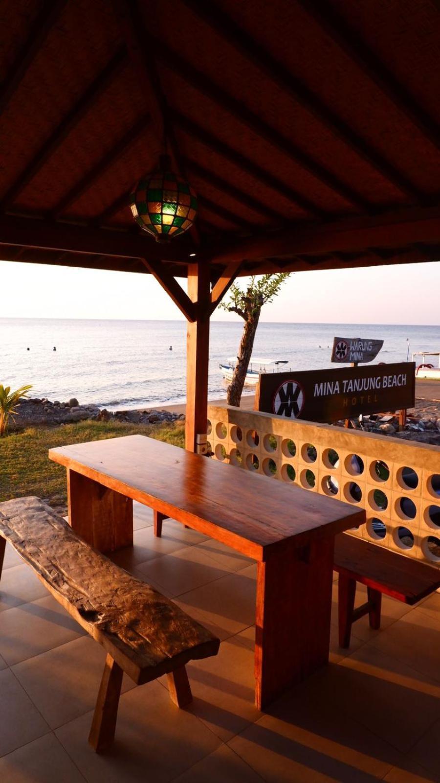 Mina Tanjung Hotel Exterior foto